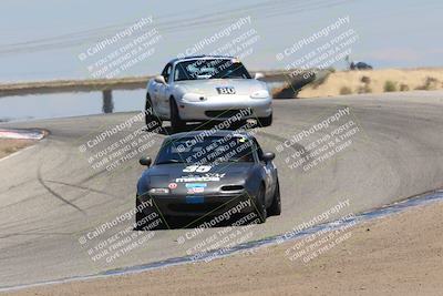 media/Jun-05-2022-CalClub SCCA (Sun) [[19e9bfb4bf]]/Group 1/Race/